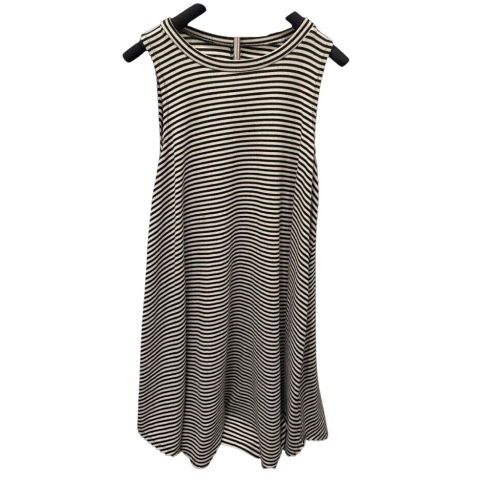 By Together You & I Swing Dress Size M Striped Back and White‎